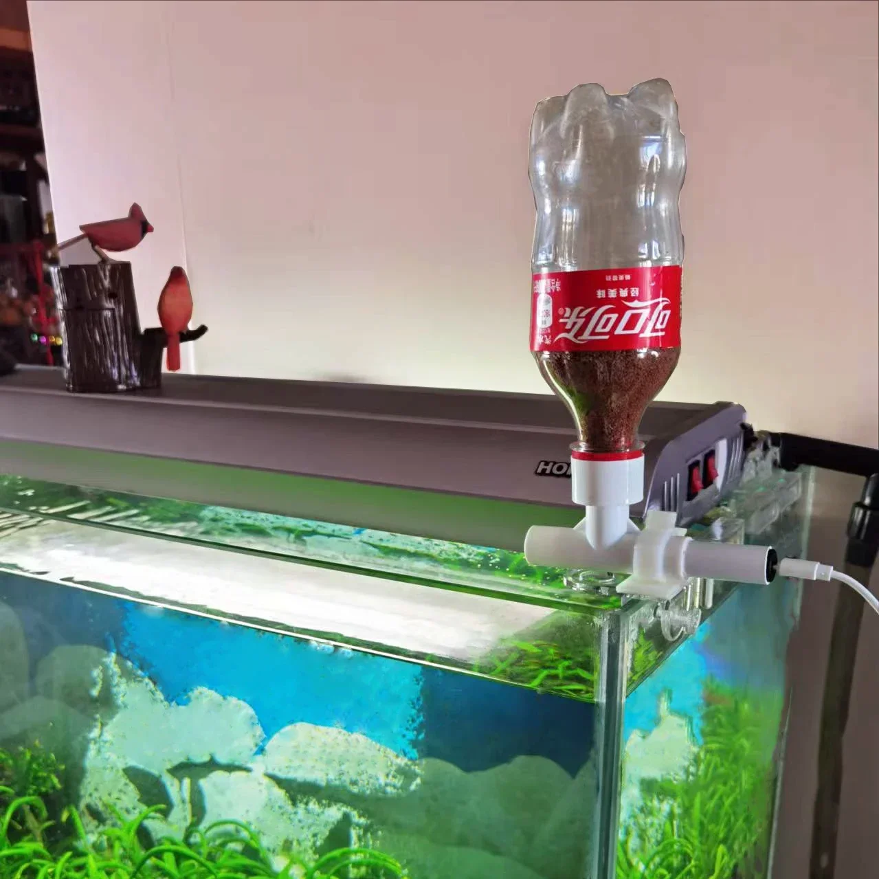 Fish tank feeder Mobile phone remote control Intelligent timing feeder Ornamental fish Turtle food Aquarium automatic feeder - Image 3