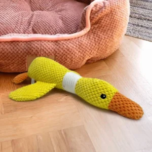 Duck and dog toy, chewability rating 4