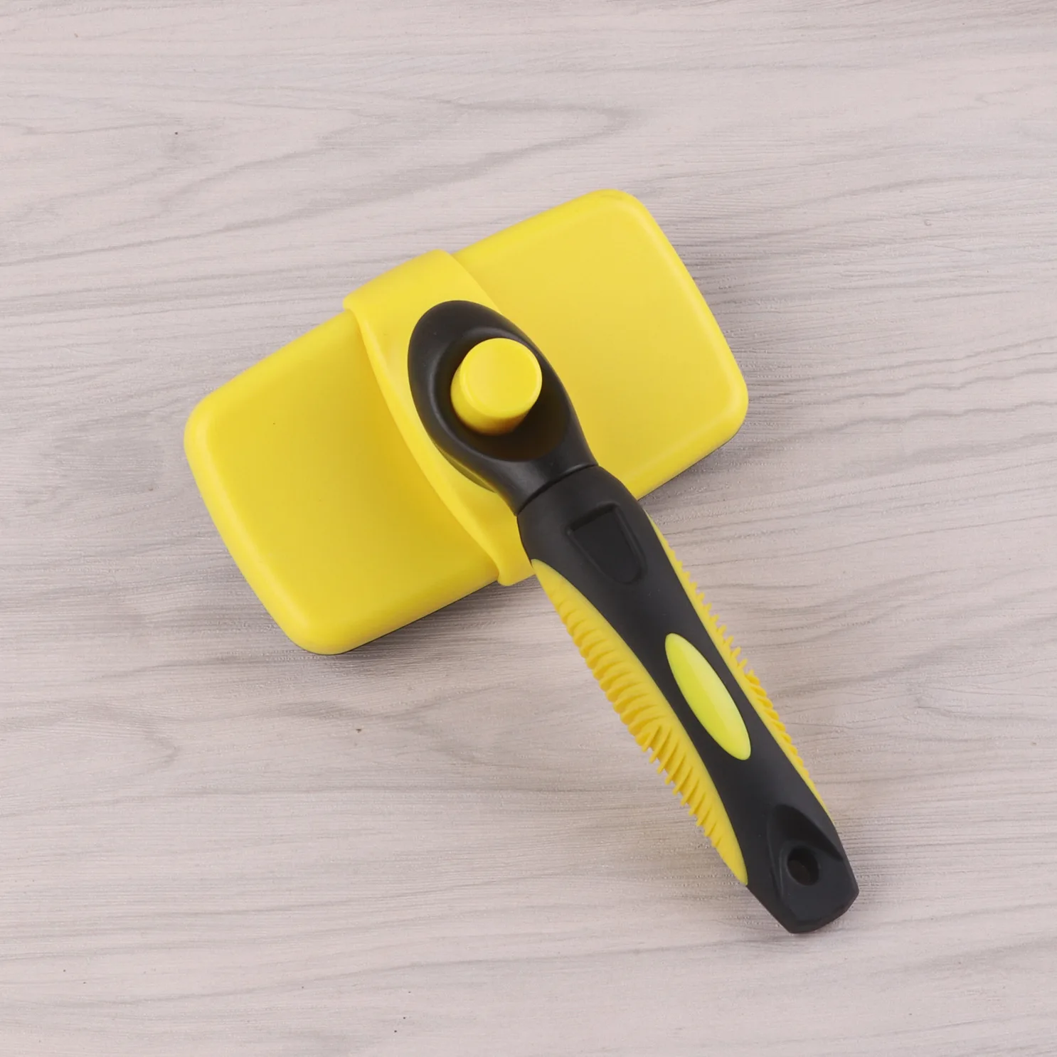 Self-Cleaning Pet Hair Brush, One-Click Shedding Tool for Dogs & Cats, Eco-Friendly Deshedding Comb with Plastic & Cotton Design - Image 11