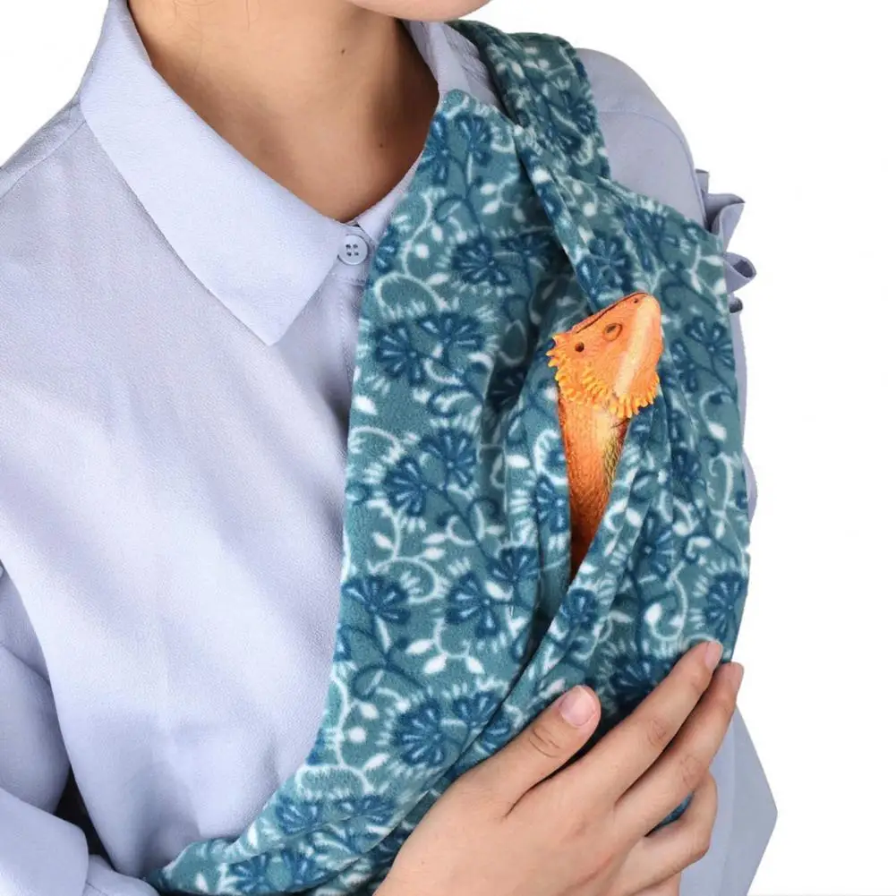 Outdoor Reptile Sling Bag Useful Reptile Carrier Bag Comfortable Flannel Sling Reptile Carrier Bearded Dragon Sling Bag - Image 2